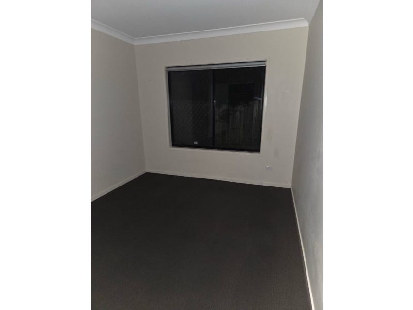 Private Rental in Logan Reserve, Qld 4133