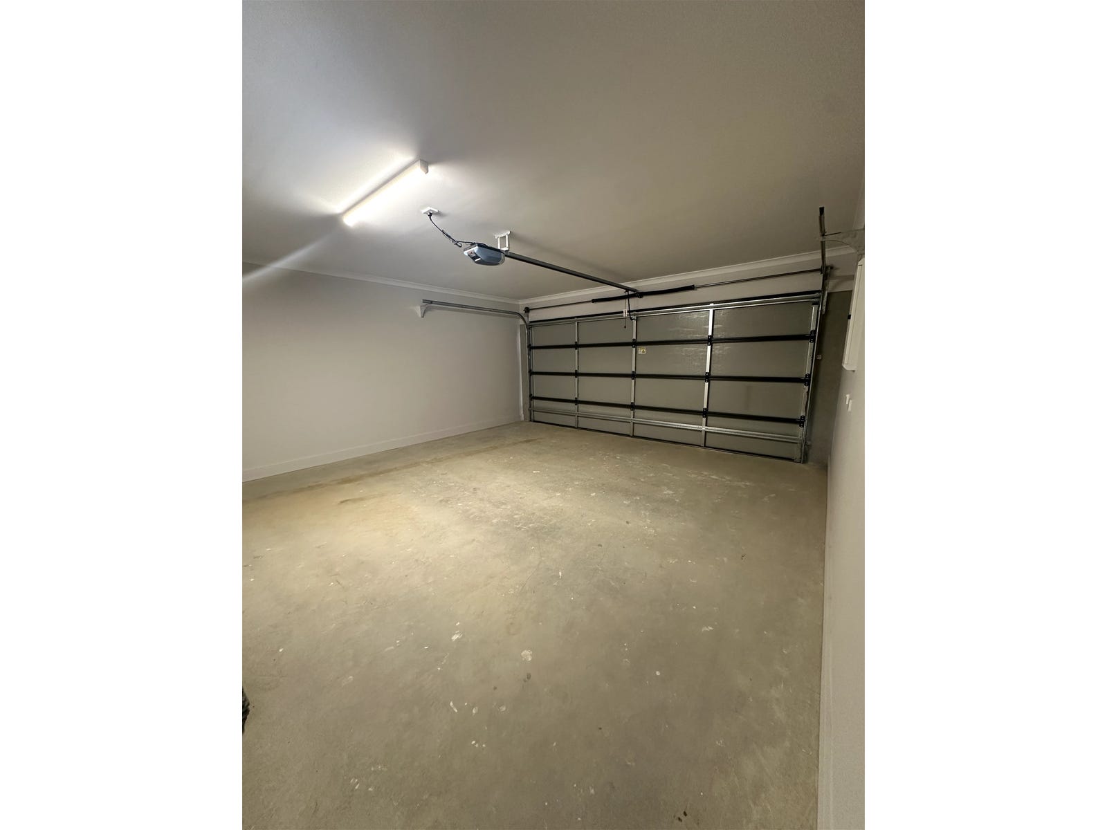 Private Rental in Clyde, Vic 3978
