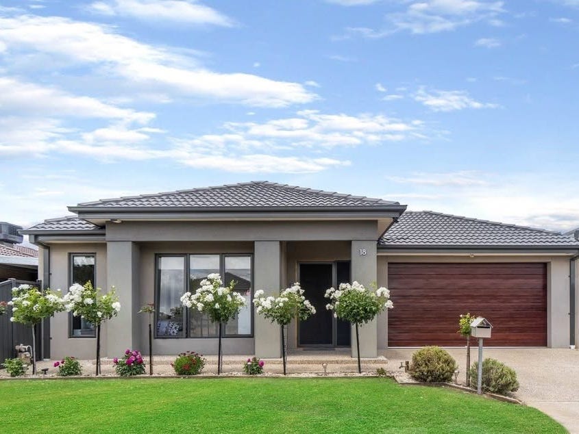 Private Real Estate - Albanvale, Vic 3021
