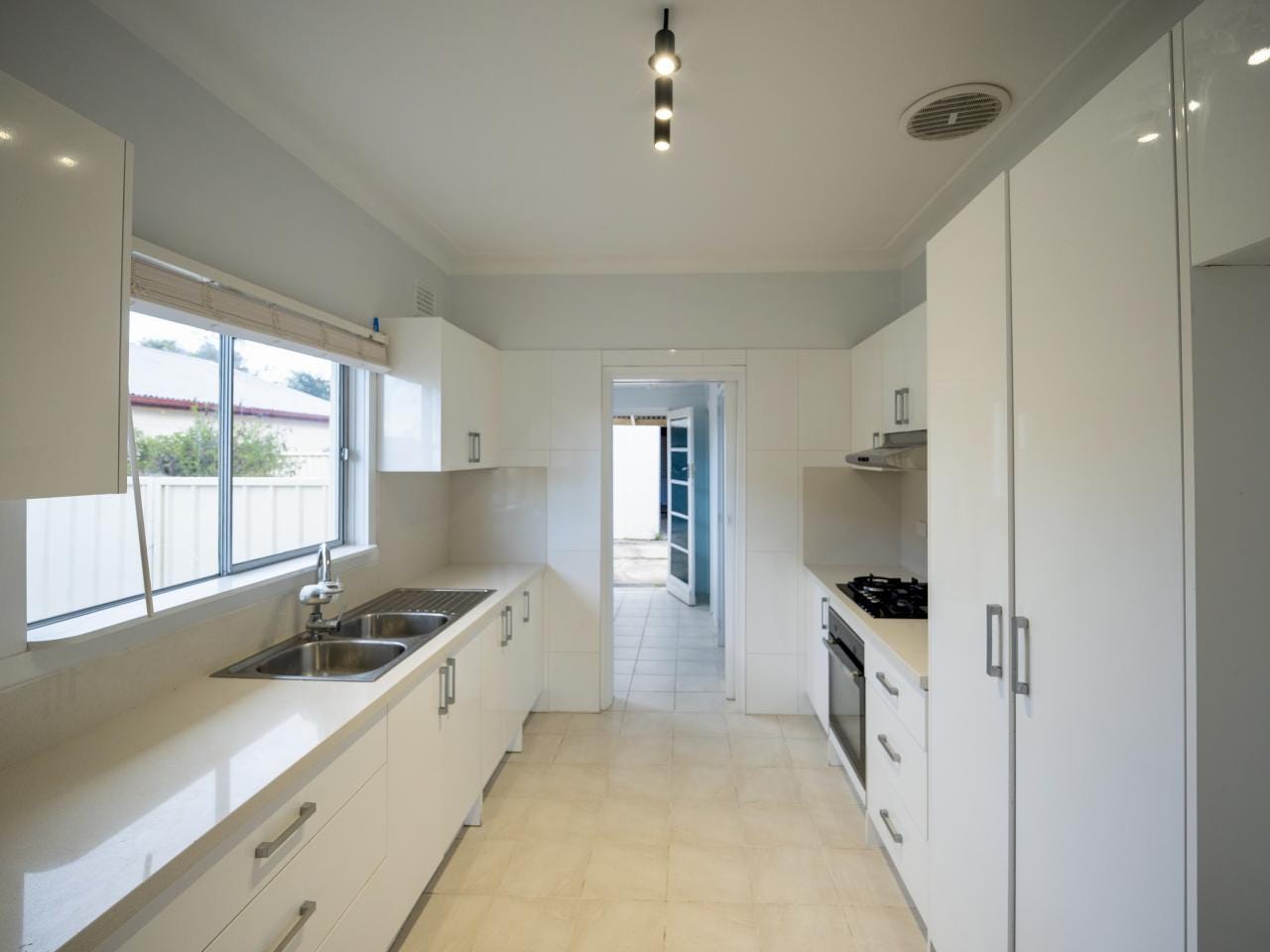 Property for Rent: Taree, NSW 2430