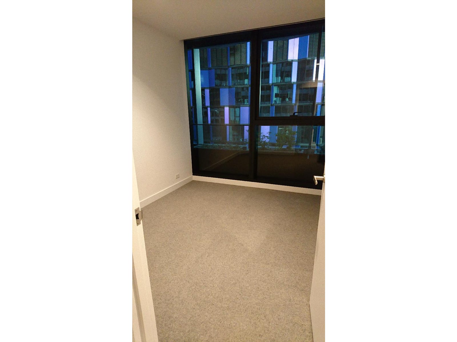 Property for Rent: Melbourne, Vic 3000