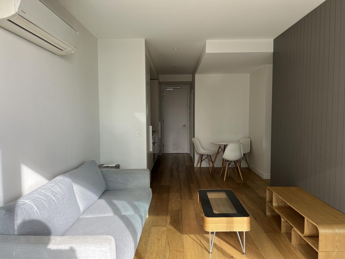 Private Rental in Melbourne, Vic 3004