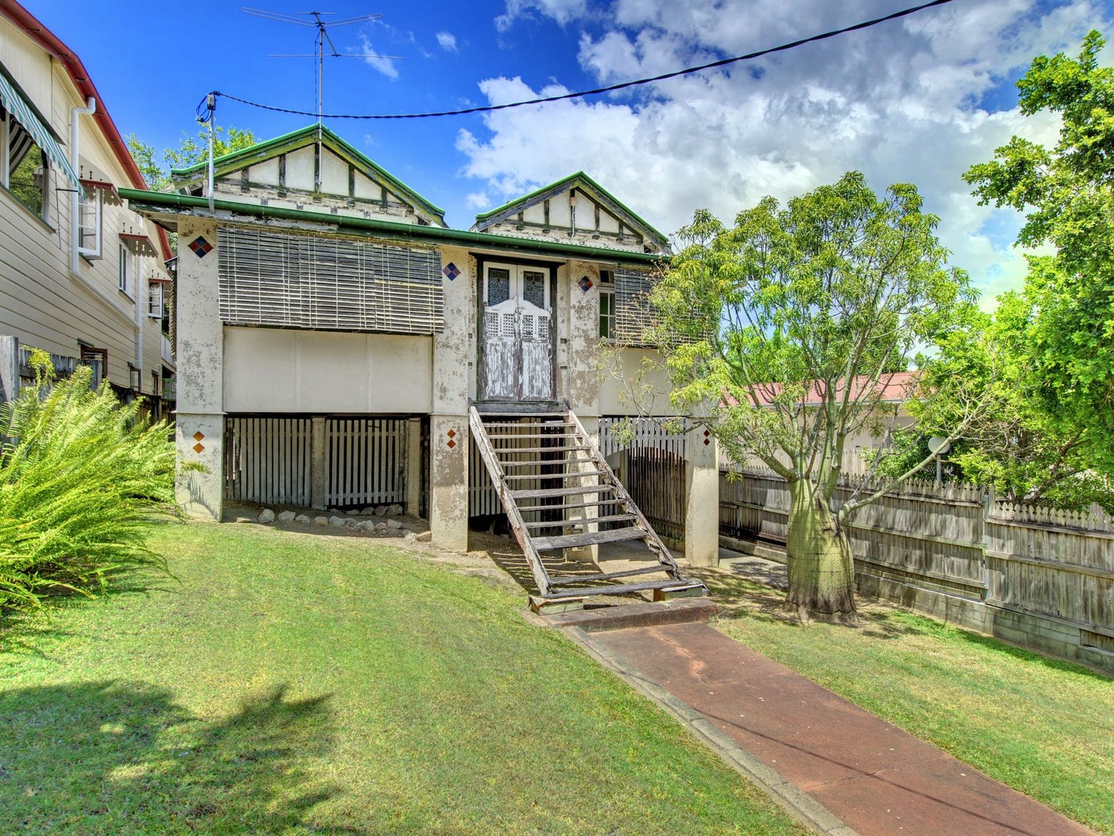 Sale Property - Annerley, Qld 4103