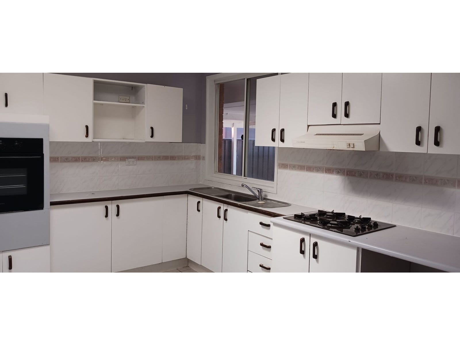Rental Property - pSt Clair, NSW 2759