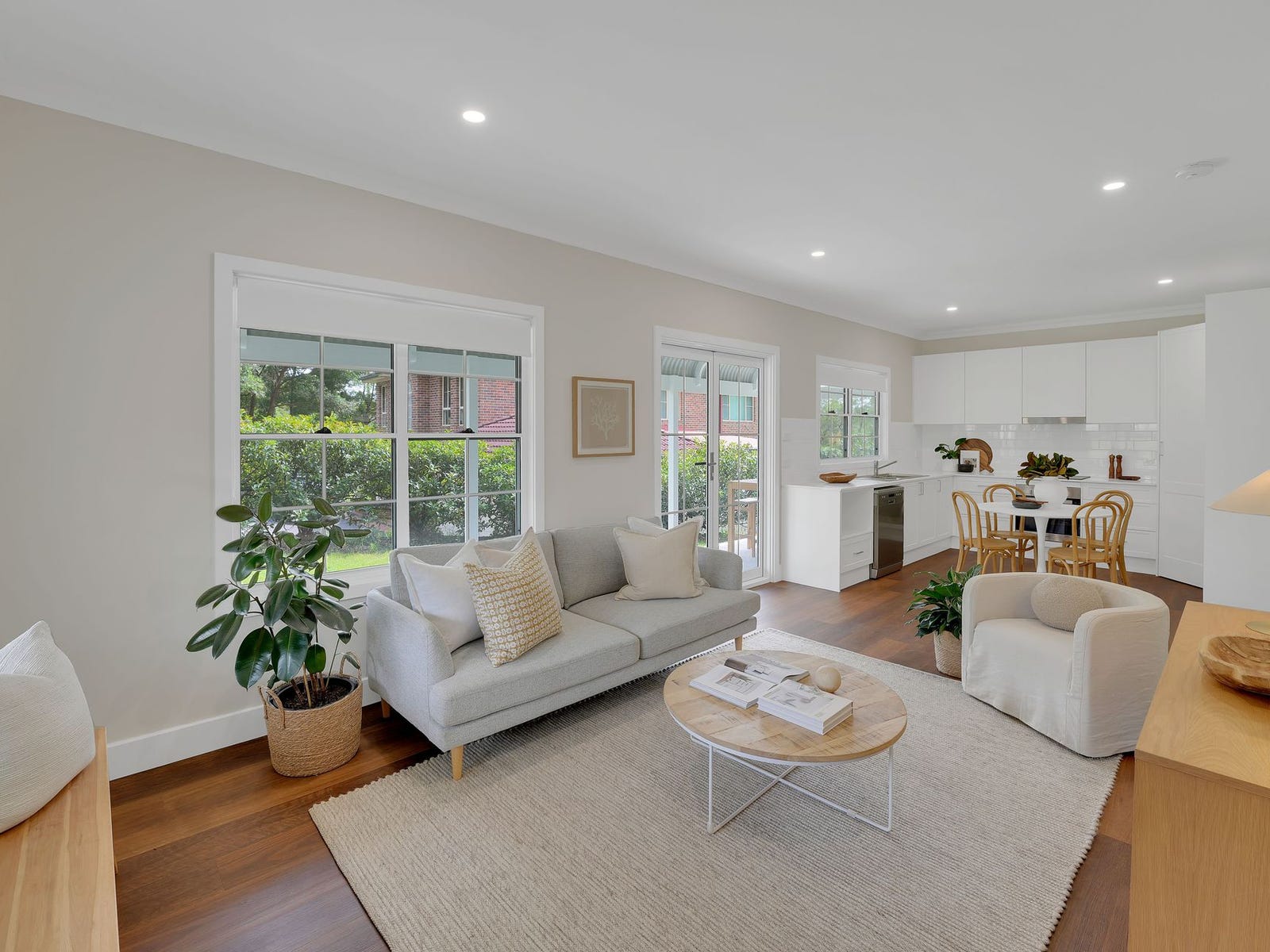 Property for Rent: Bolwarra Heights, NSW 2320