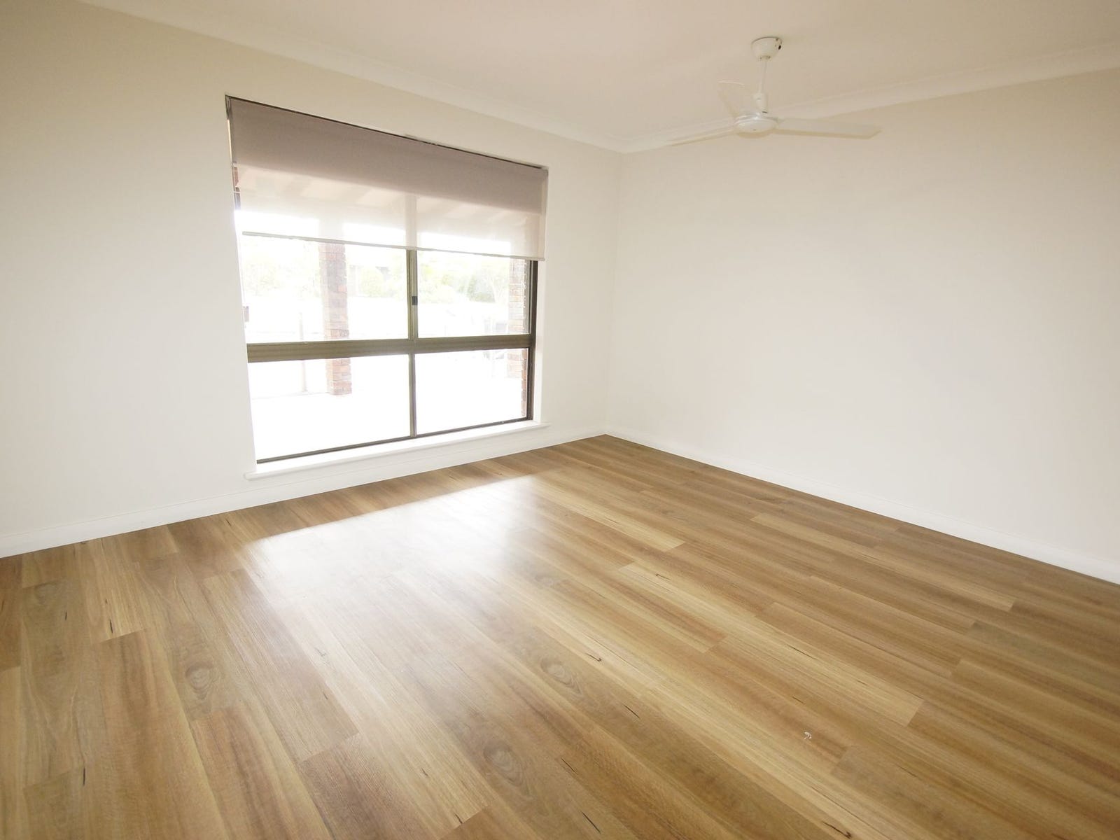 Property for Rent: Mandurah, WA 6210
