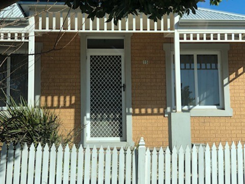 Private Real Estate - Caroline Springs, Vic 3023