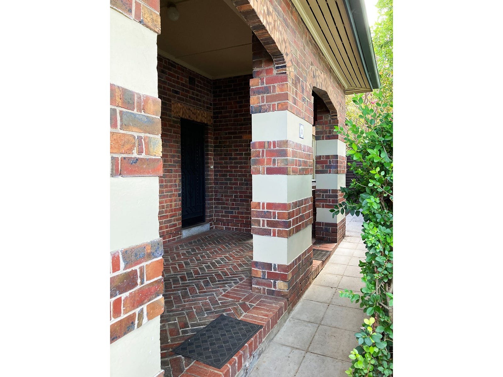 Private Rental in Elsternwick, Vic 3185