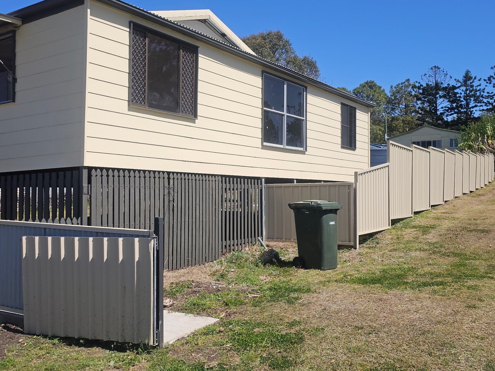 Private Property - Kalpowar, Qld 4630