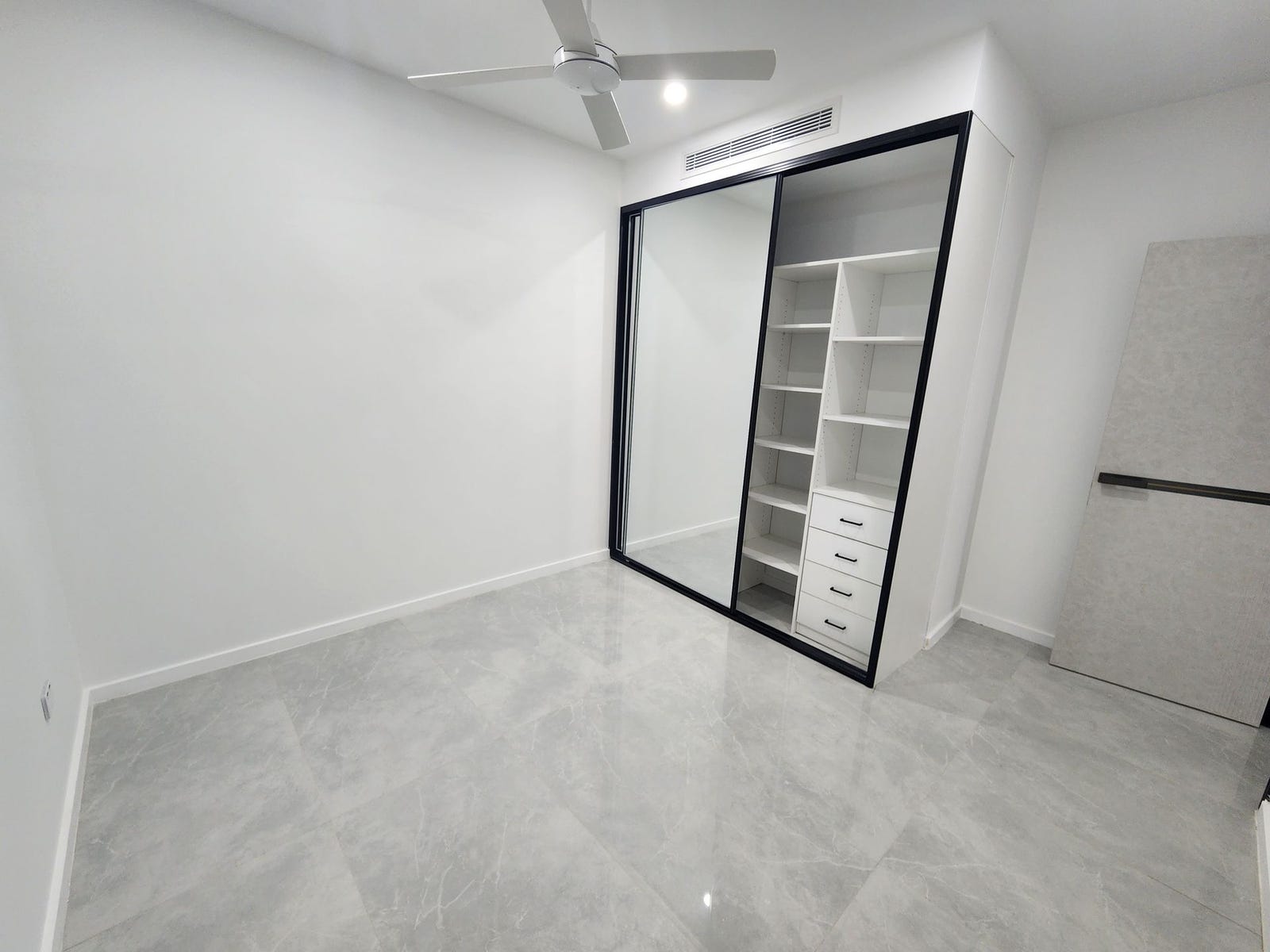 Private Rental in Blacktown, NSW 2148