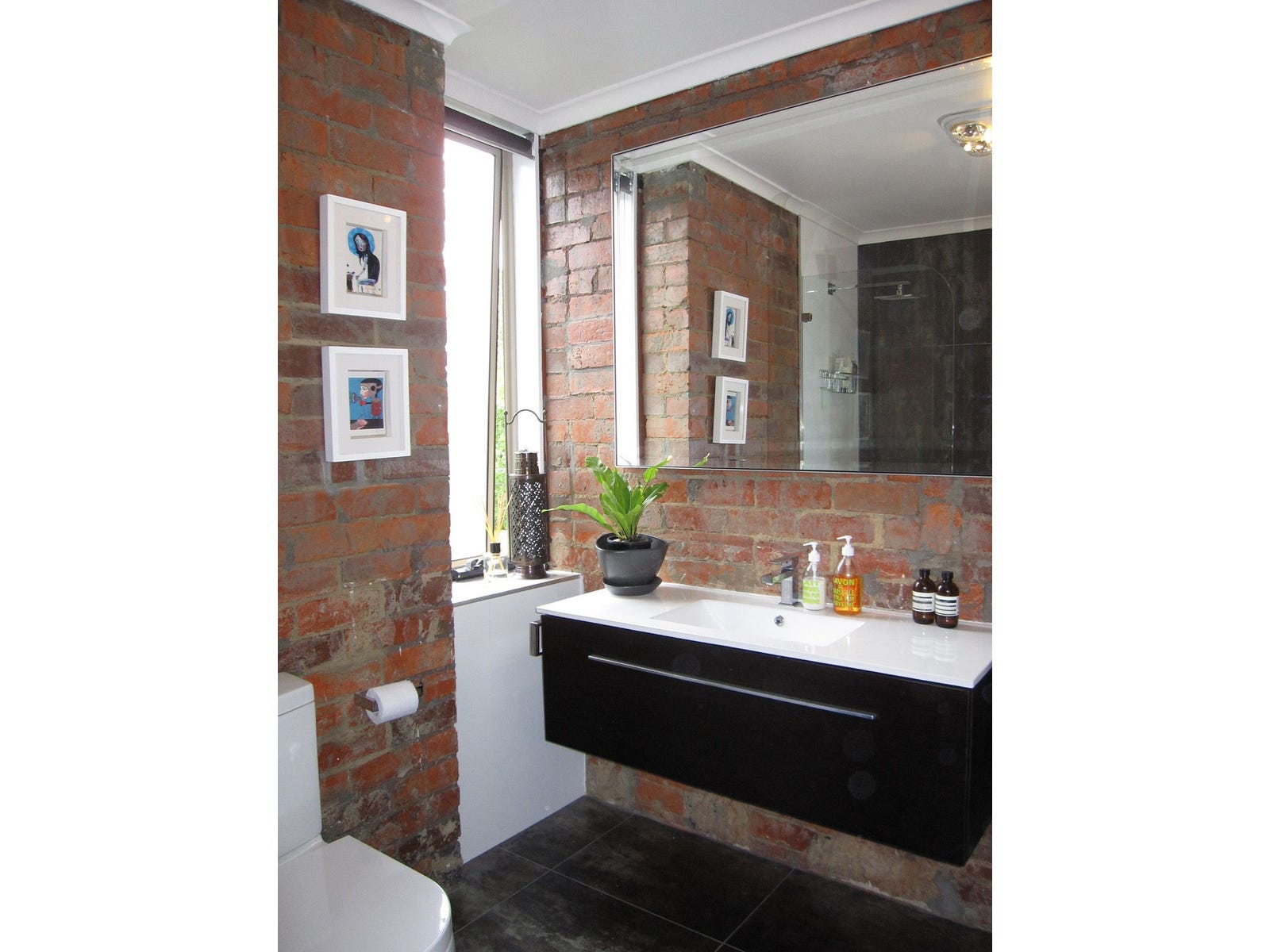 Property for Rent: Hawthorn, Vic 3122