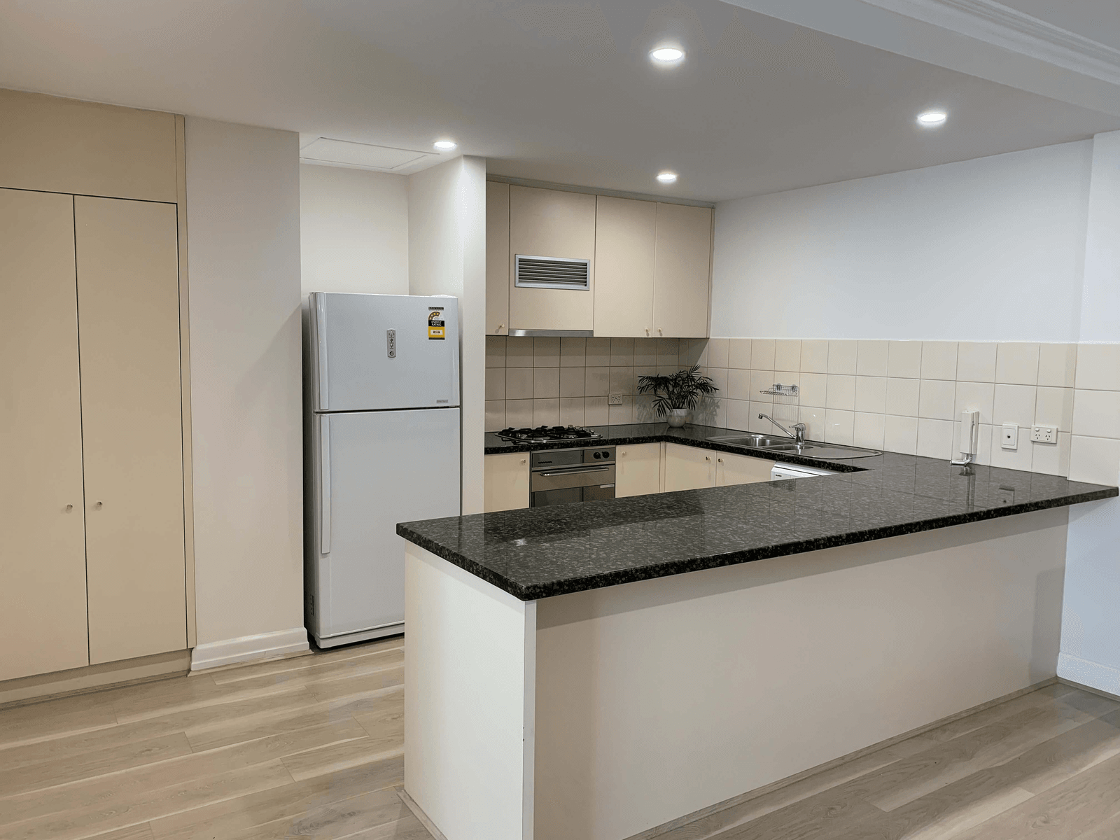 Private Property - Melbourne, Vic 3000