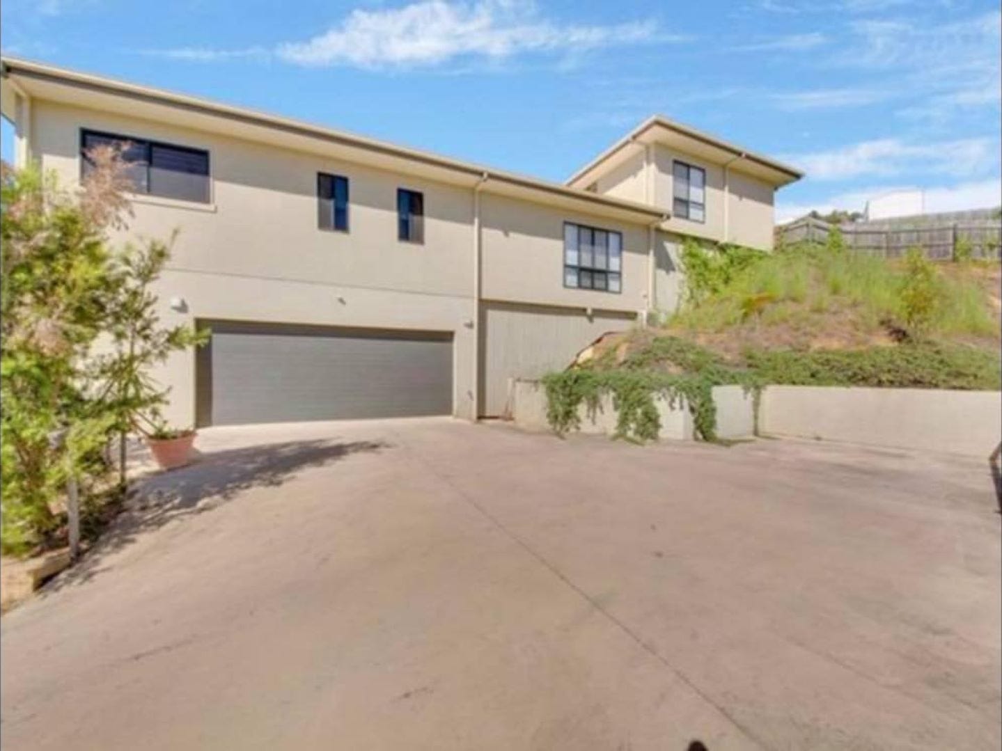 Property for Rent: Kirkwood, Qld 4680