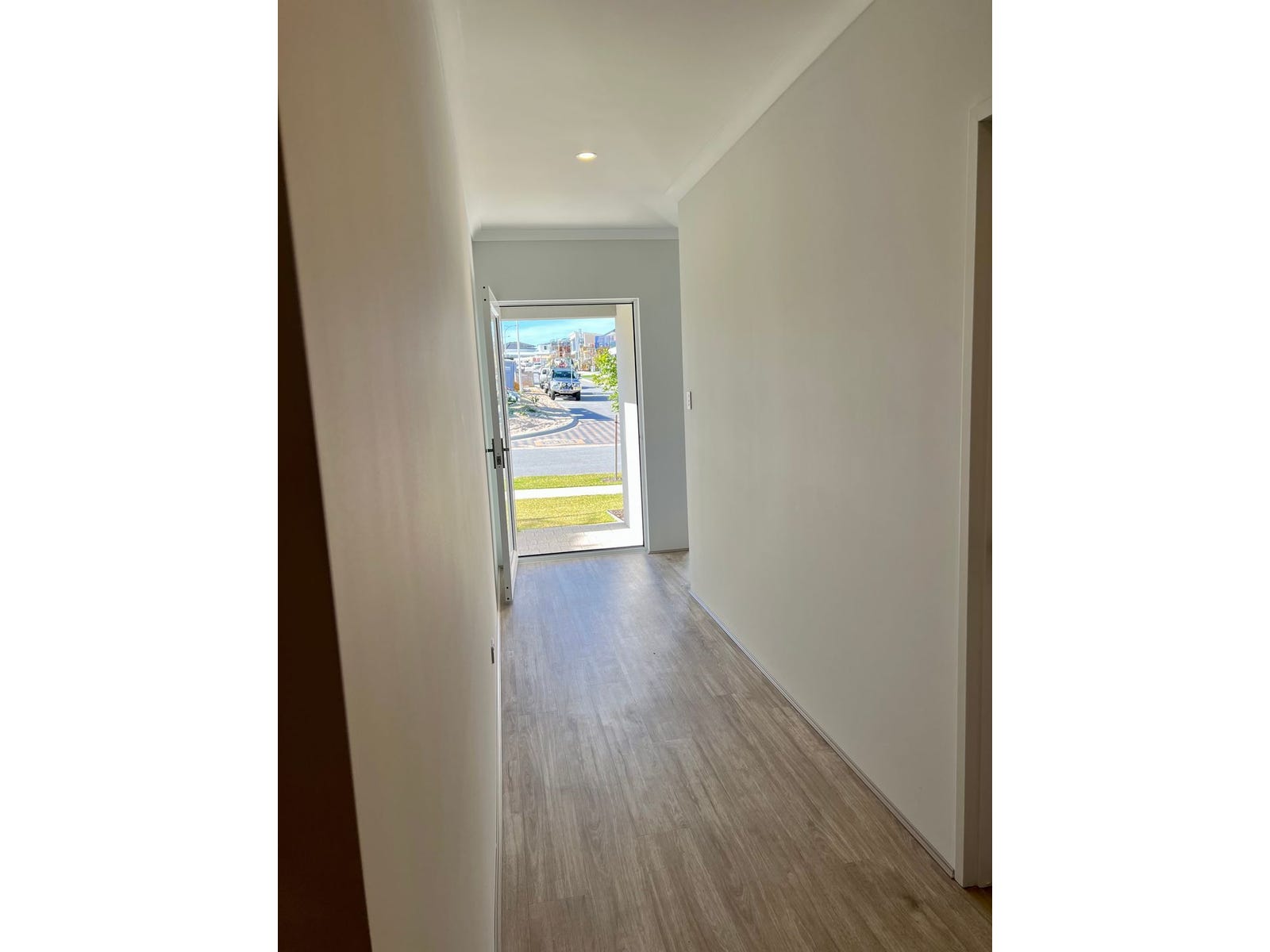 Property for Rent: Burns Beach, WA 6028
