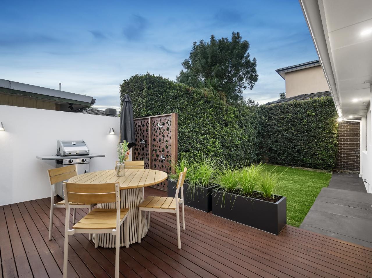 Property for Rent: Viewbank, Vic 3084