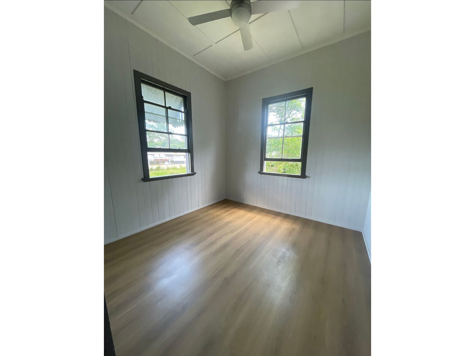 Private Rental in Goodna, Qld 4300