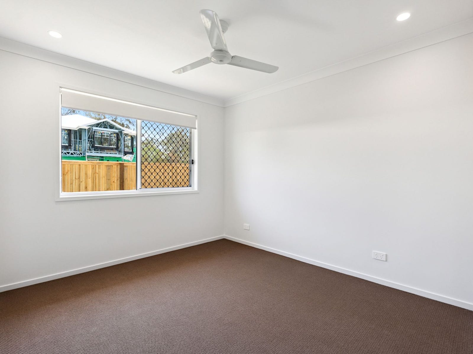 Private Rental in Jimboomba, Qld 4280