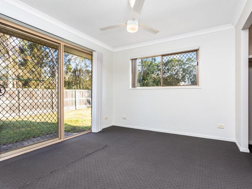 Private Rental in Crestmead, Qld 4132