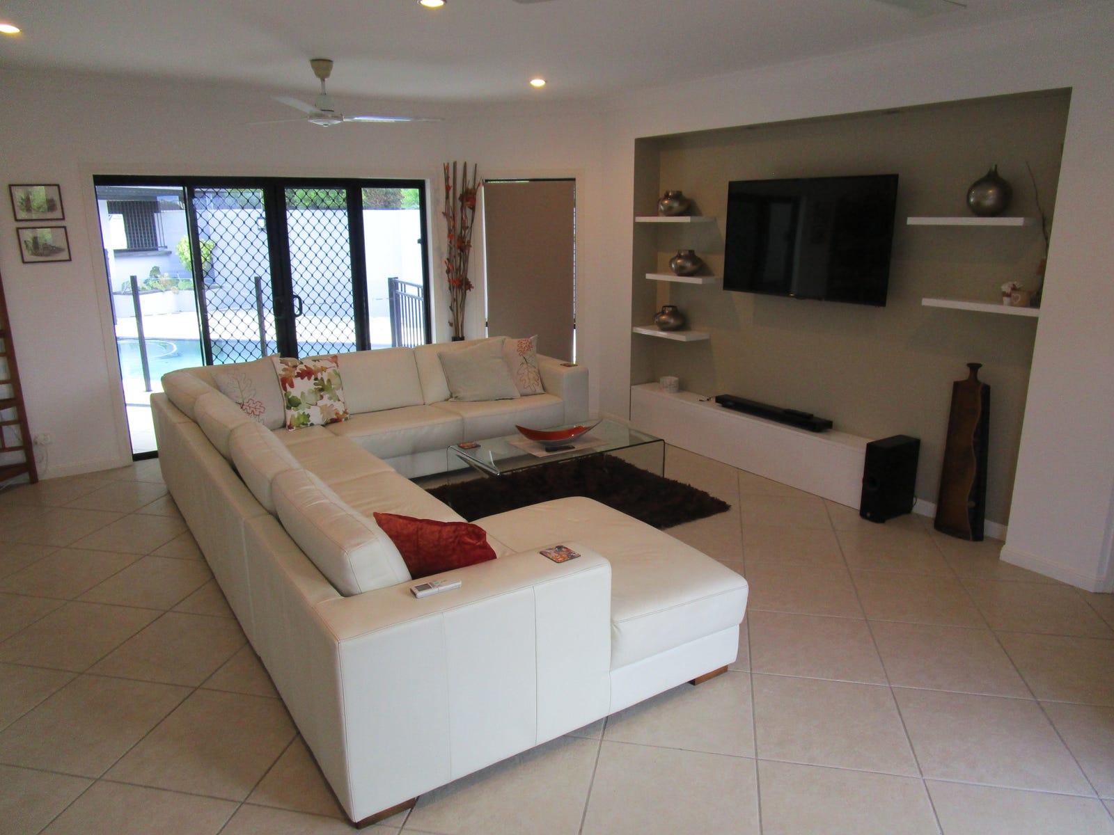 Private Rental in Brinsmead, Qld 4870