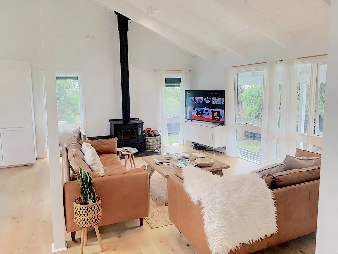 Private Rental in Mount Martha, Vic 3934