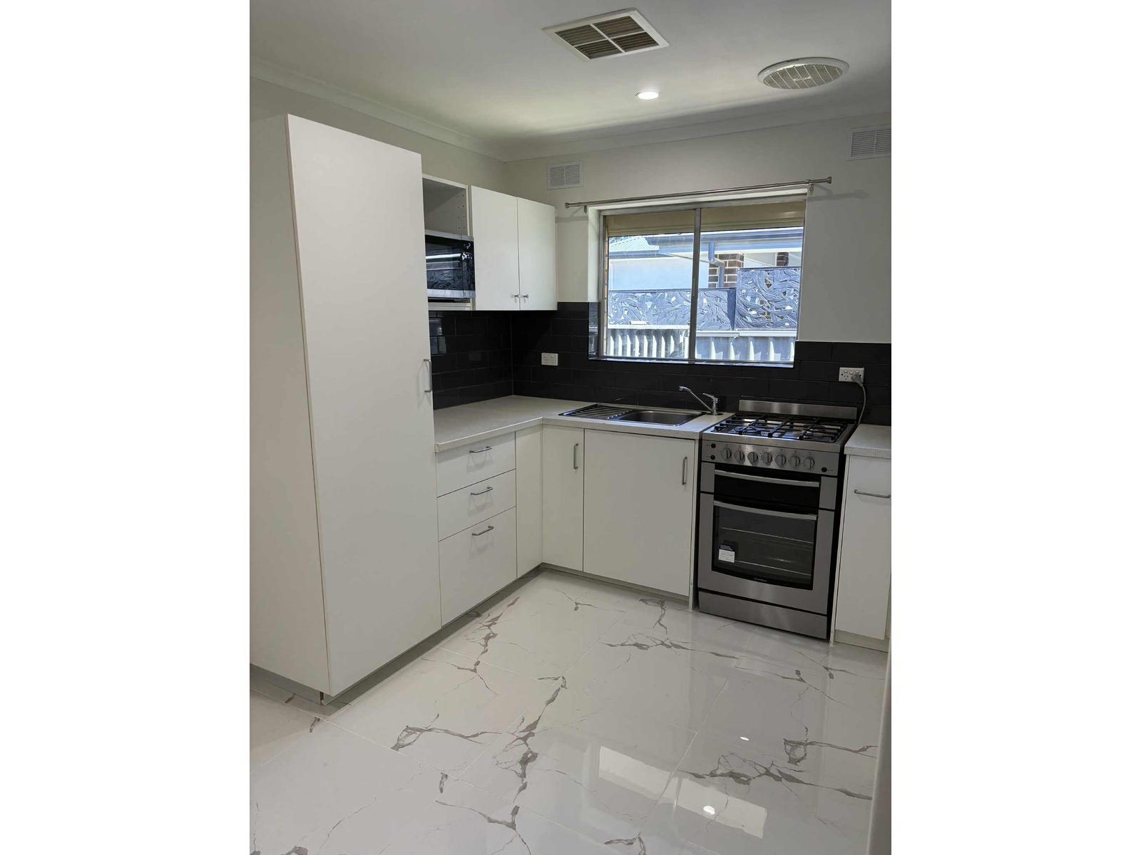 Sale Property - Windsor Gardens, SA 5087