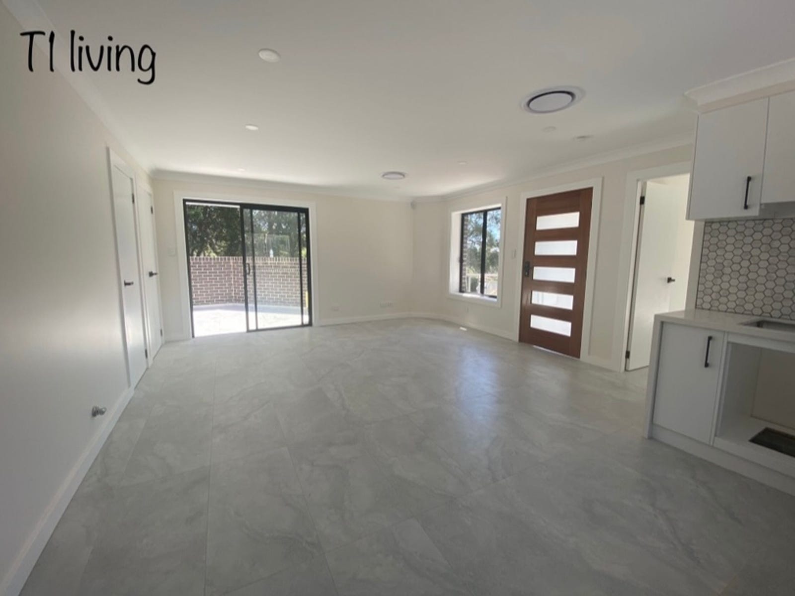 Private Rental in Woonona, NSW 2517