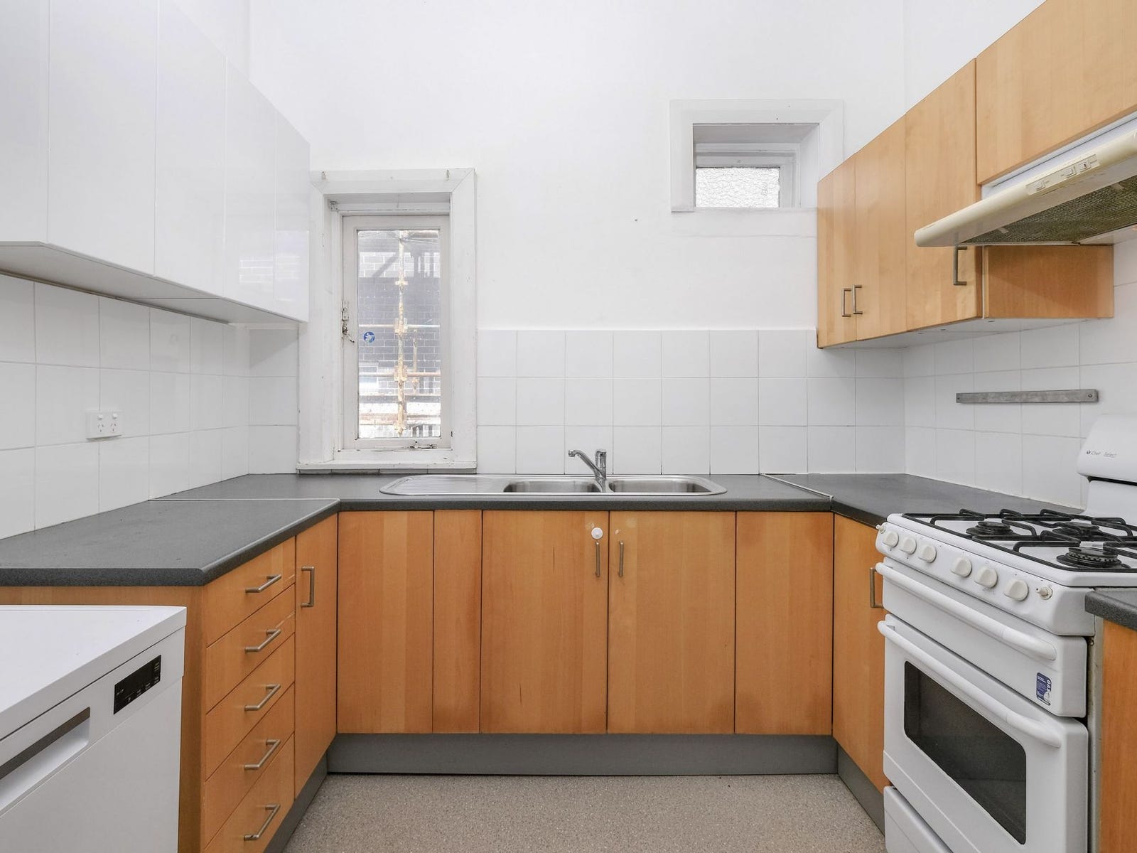 Property for Rent: Russell Lea, NSW 2046