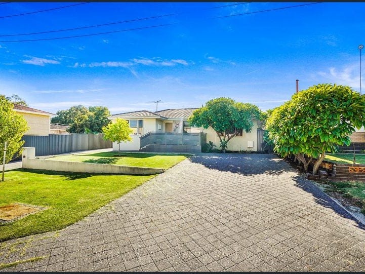 Private Rental in Yokine, WA 6060