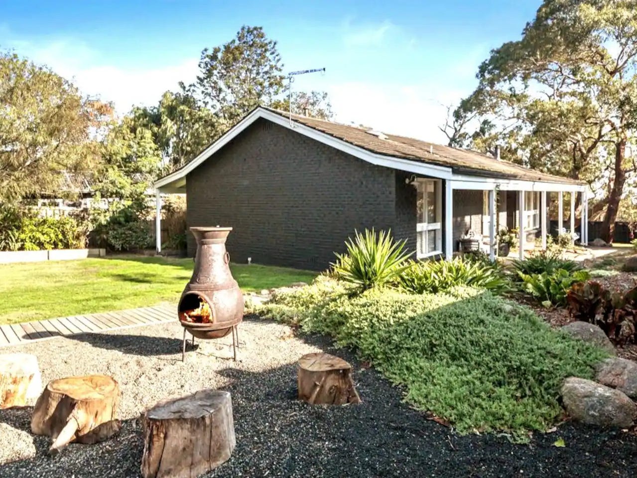 Private Rental in Mount Martha, Vic 3934
