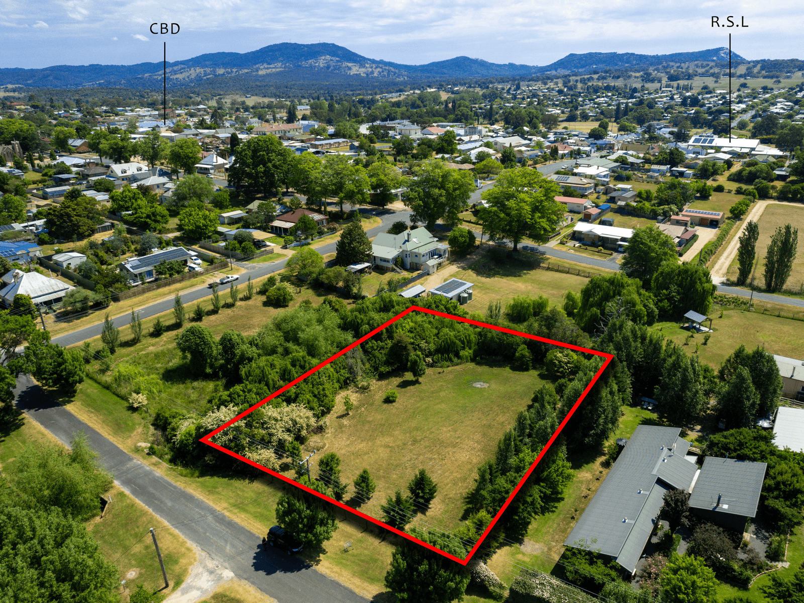 Sale Property - Tenterfield, NSW 2372