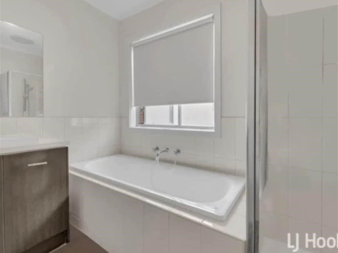 Property for Rent: Kurunjang, Vic 3337