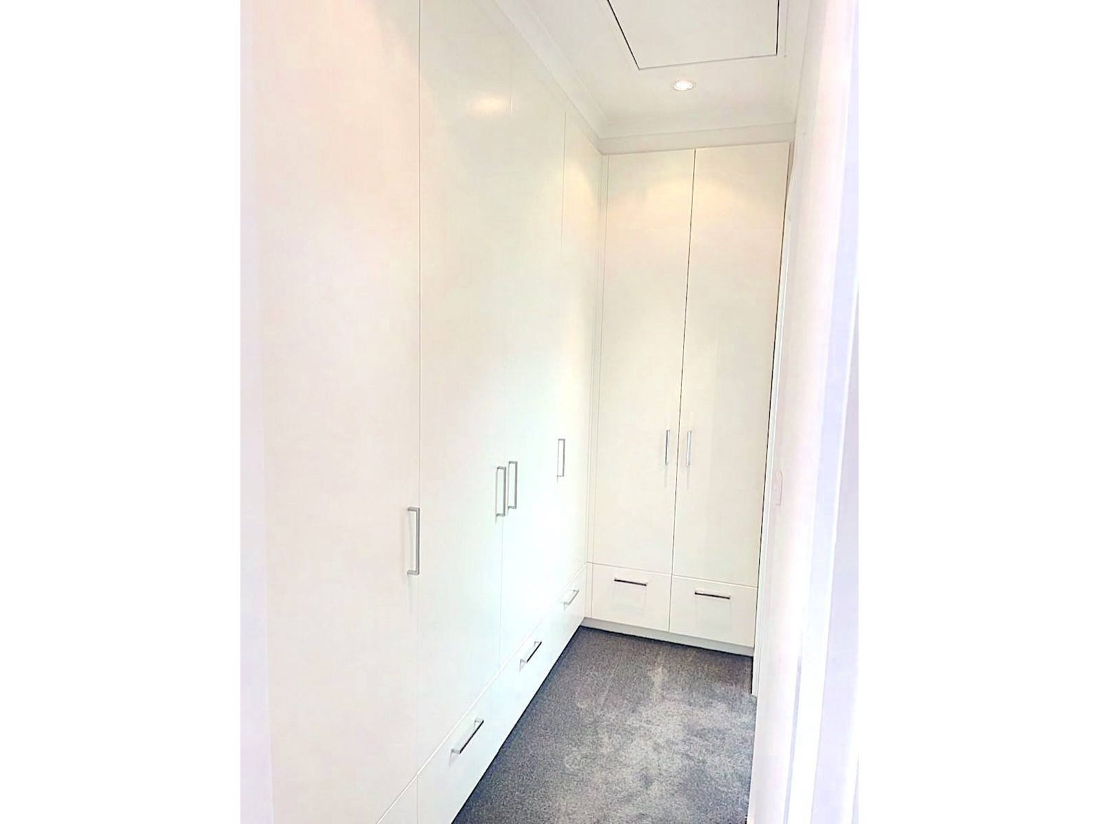 Property for Rent: South Melbourne, Vic 3205