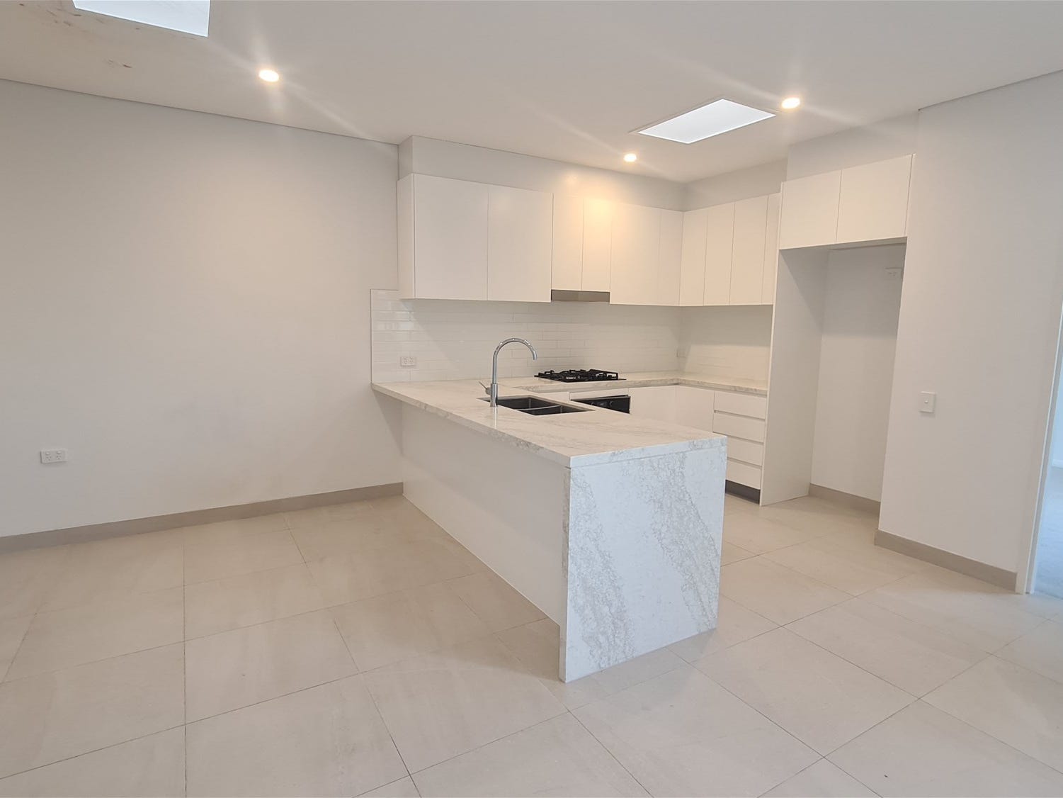 Property for Rent: Mays Hill, NSW 2145