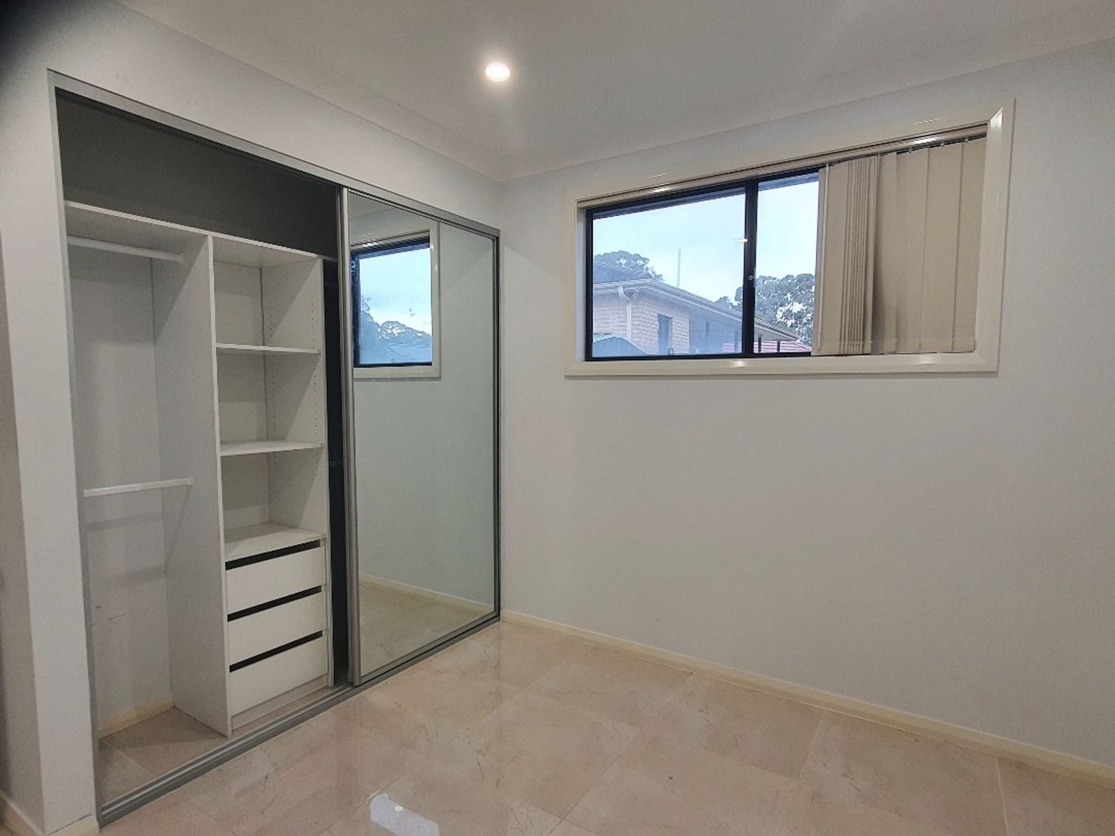 Private Rental in Fairfield East, NSW 2165