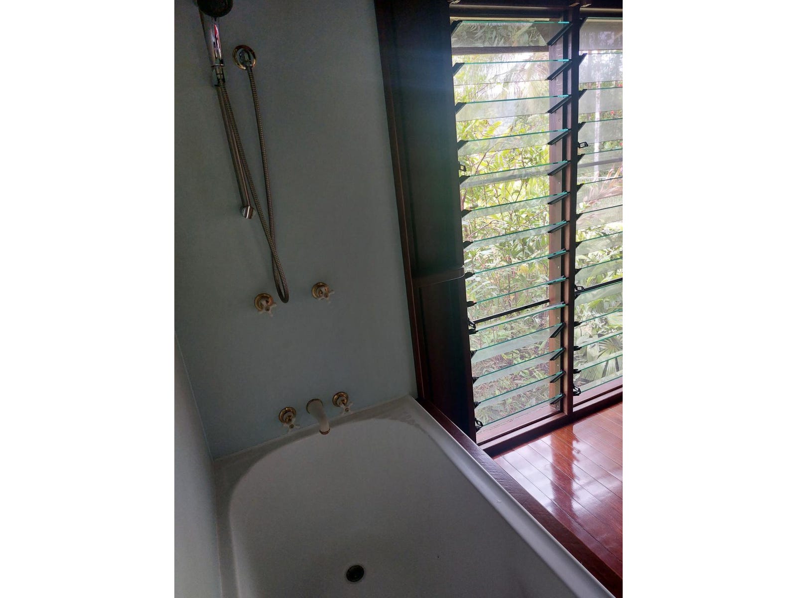 Private Rental in Woopen Creek, Qld 4871