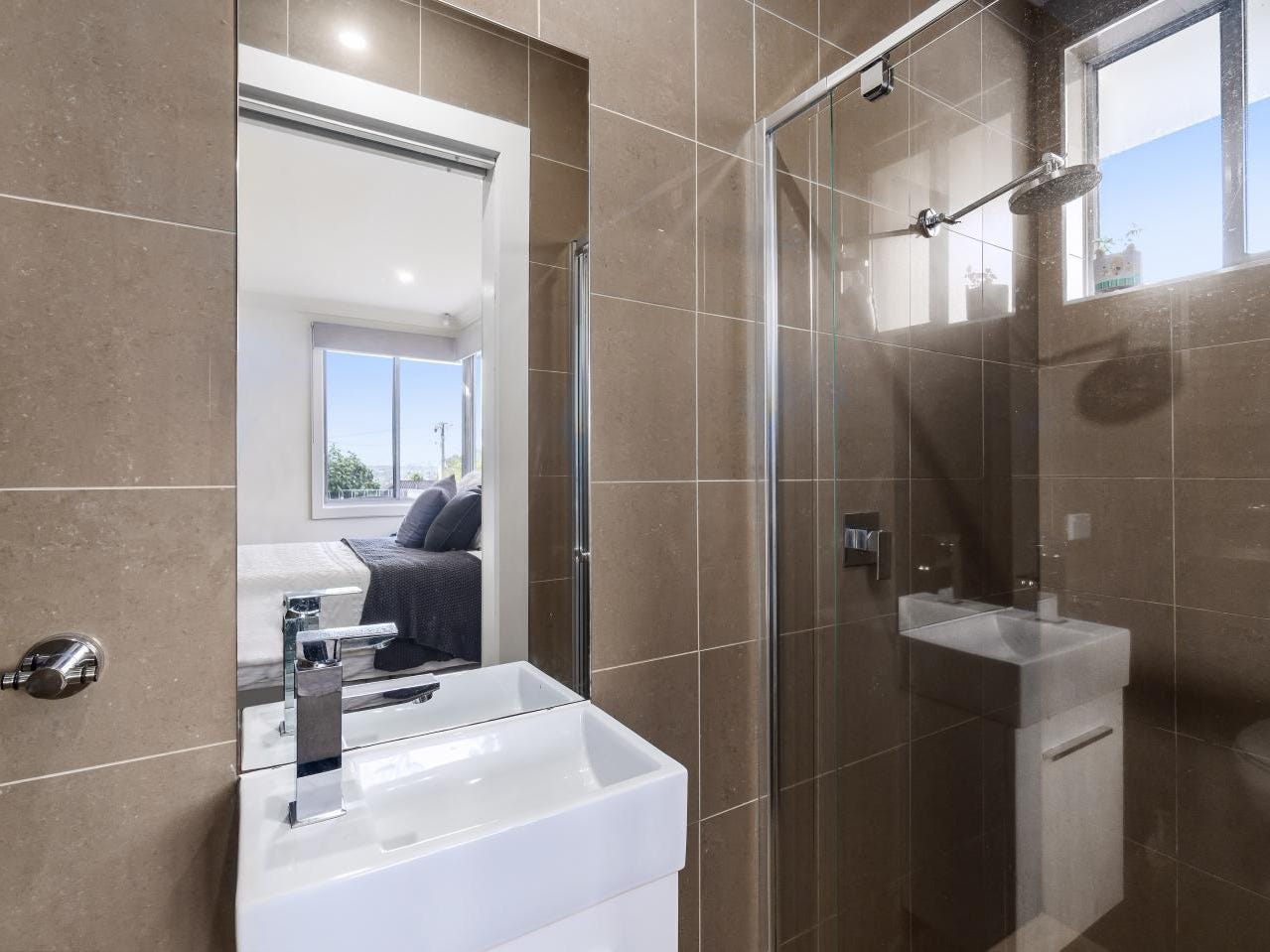 Property for Rent: Viewbank, Vic 3084
