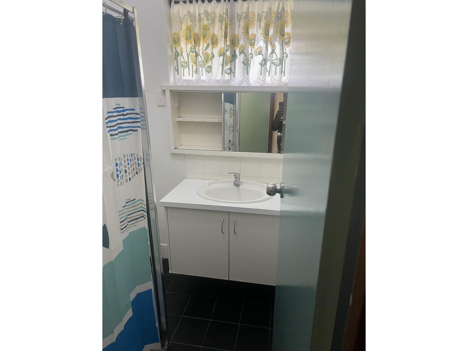 Private Rental in Maddington, WA 6109
