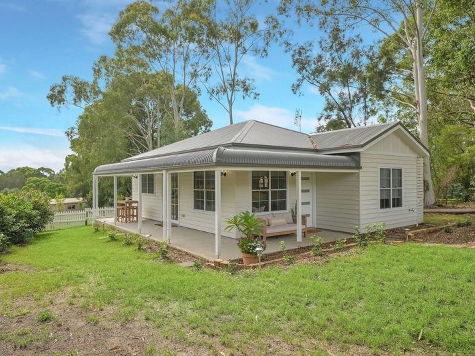 Property for Rent: Bolwarra Heights, NSW 2320