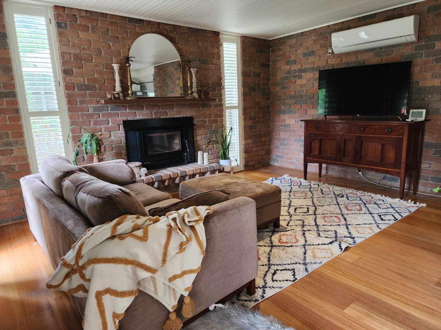 Property for Rent: Riddells Creek, Vic 3431