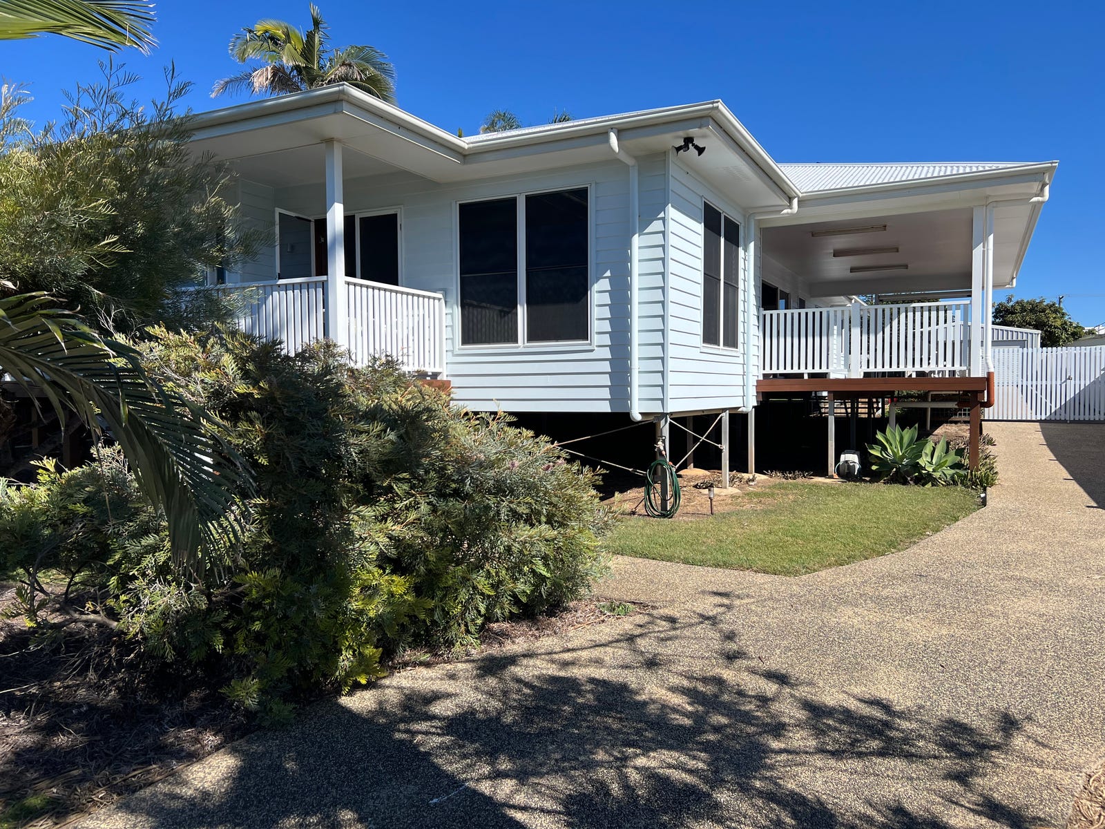 For Sale By Owner Elliott Heads, Qld 4670