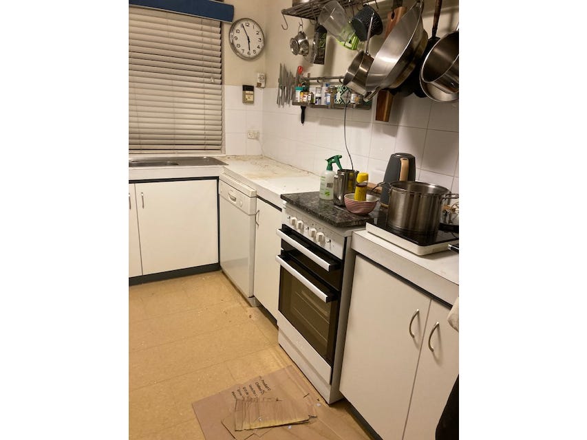 Private Rental in Melville, WA 6156
