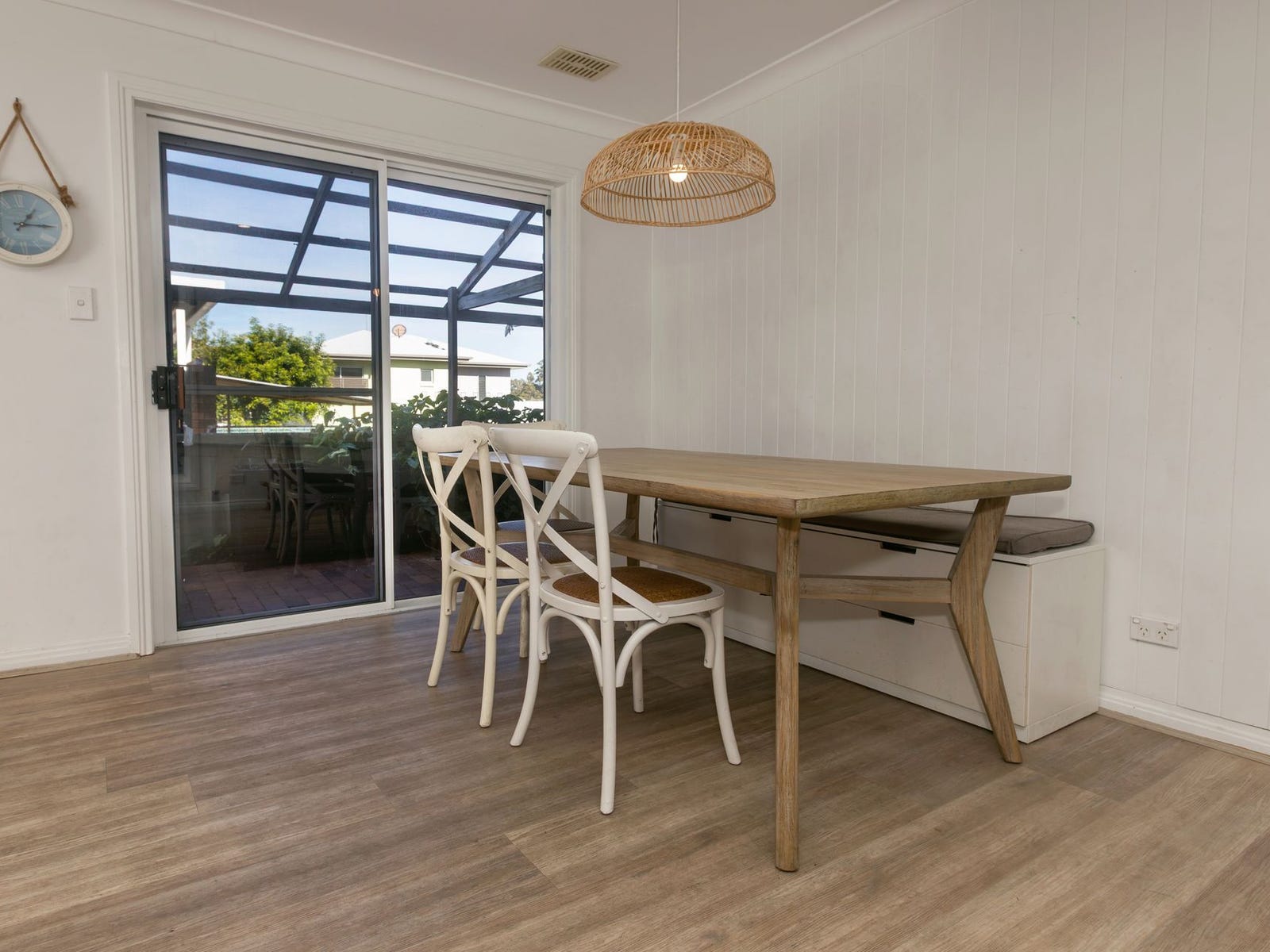 Property for Rent: Thorneside, Qld 4158