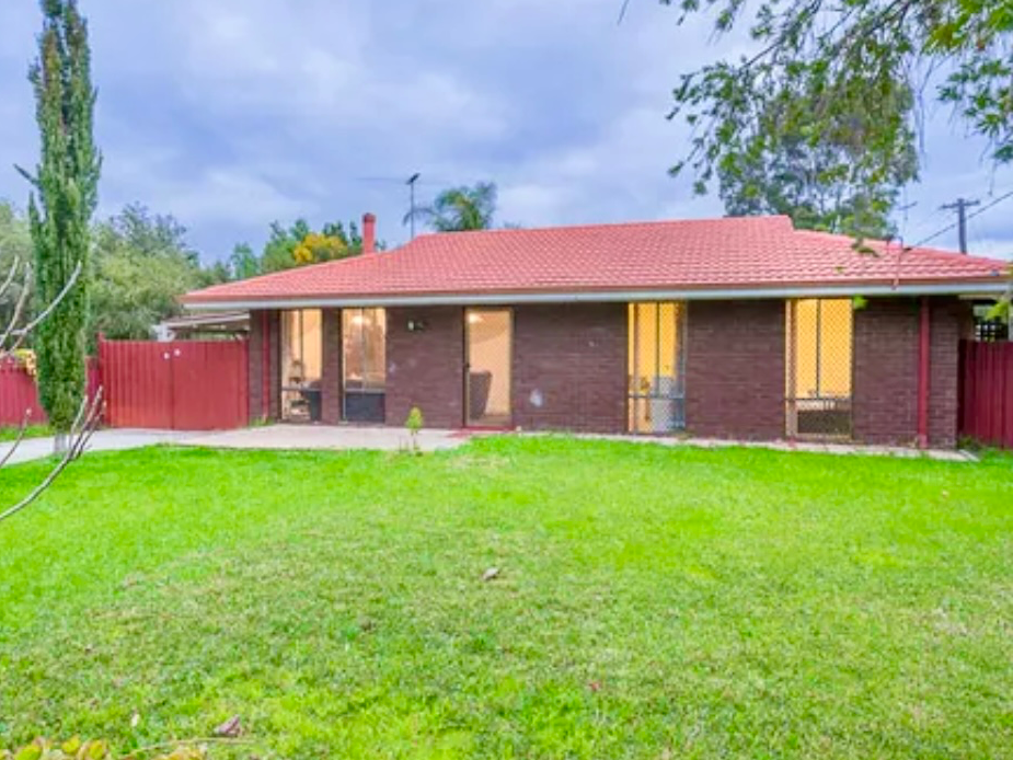 Private Listing - Kelmscott, WA 6111