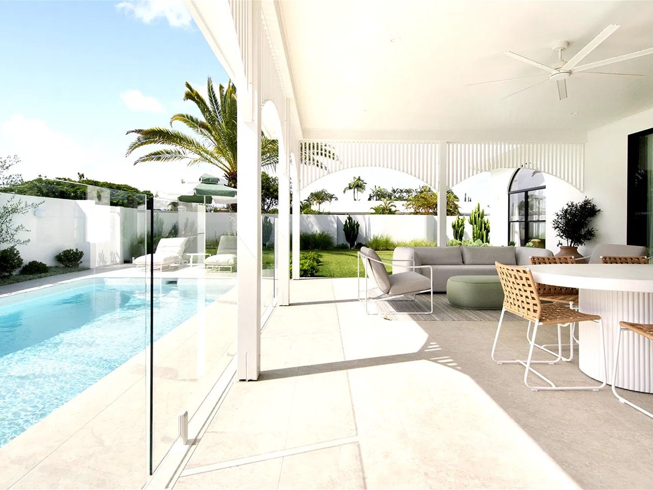 Private Rental in Mermaid Waters, Qld 4218