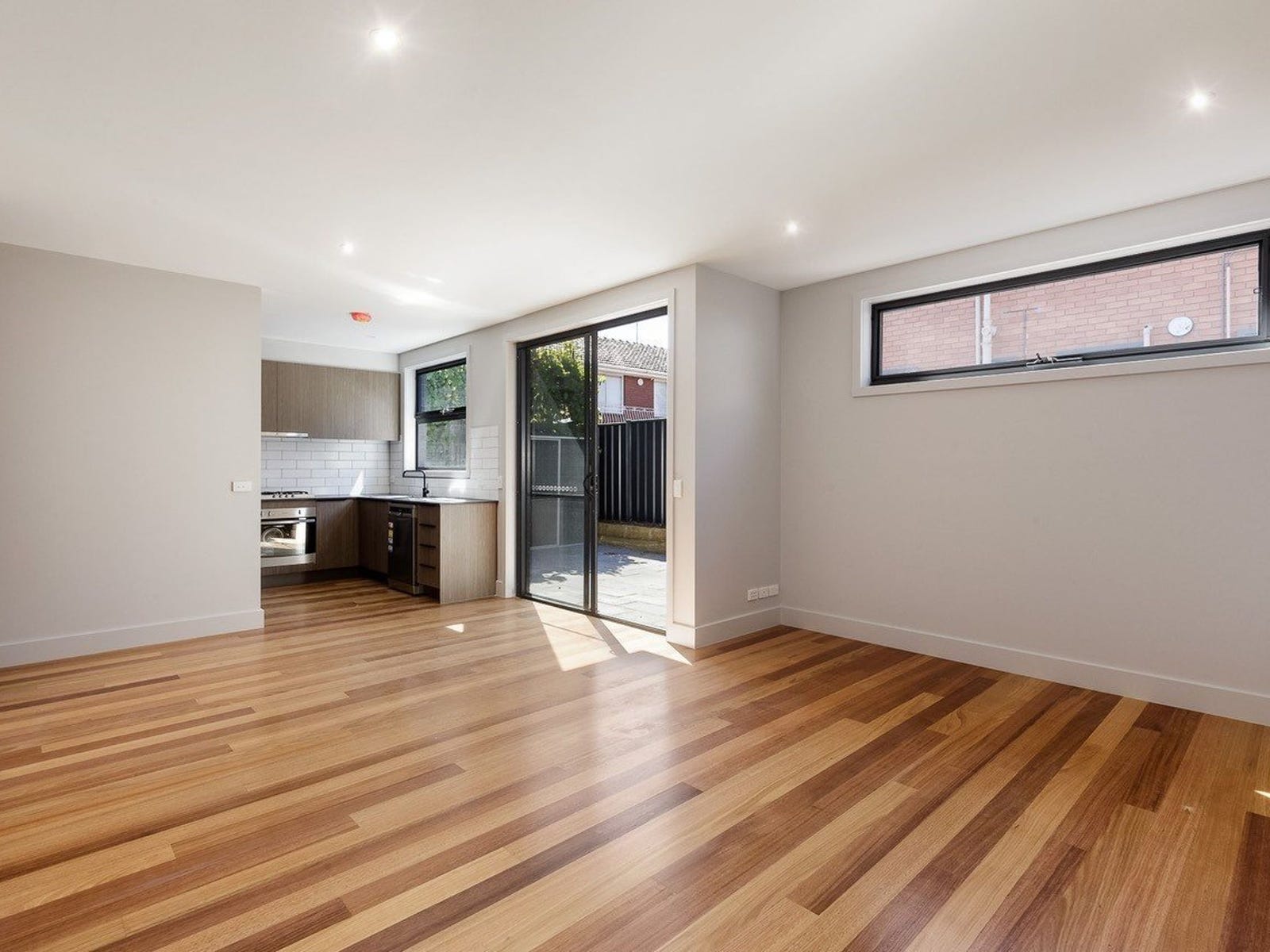 Private Rental in Thornbury, Vic 3071