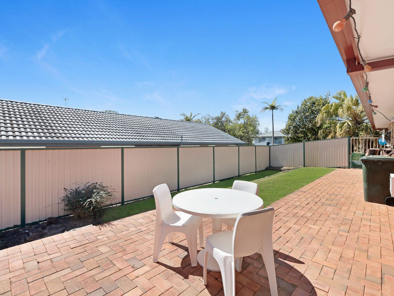 Private Rental in Helensvale, Qld 4212