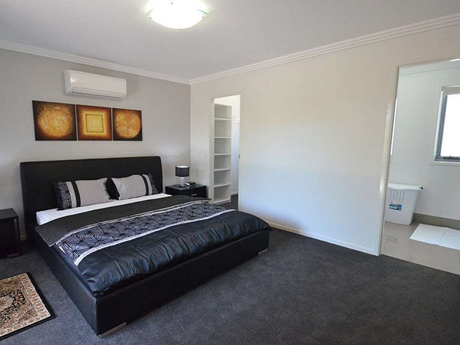 Private Rental in West Gladstone, Qld 4680