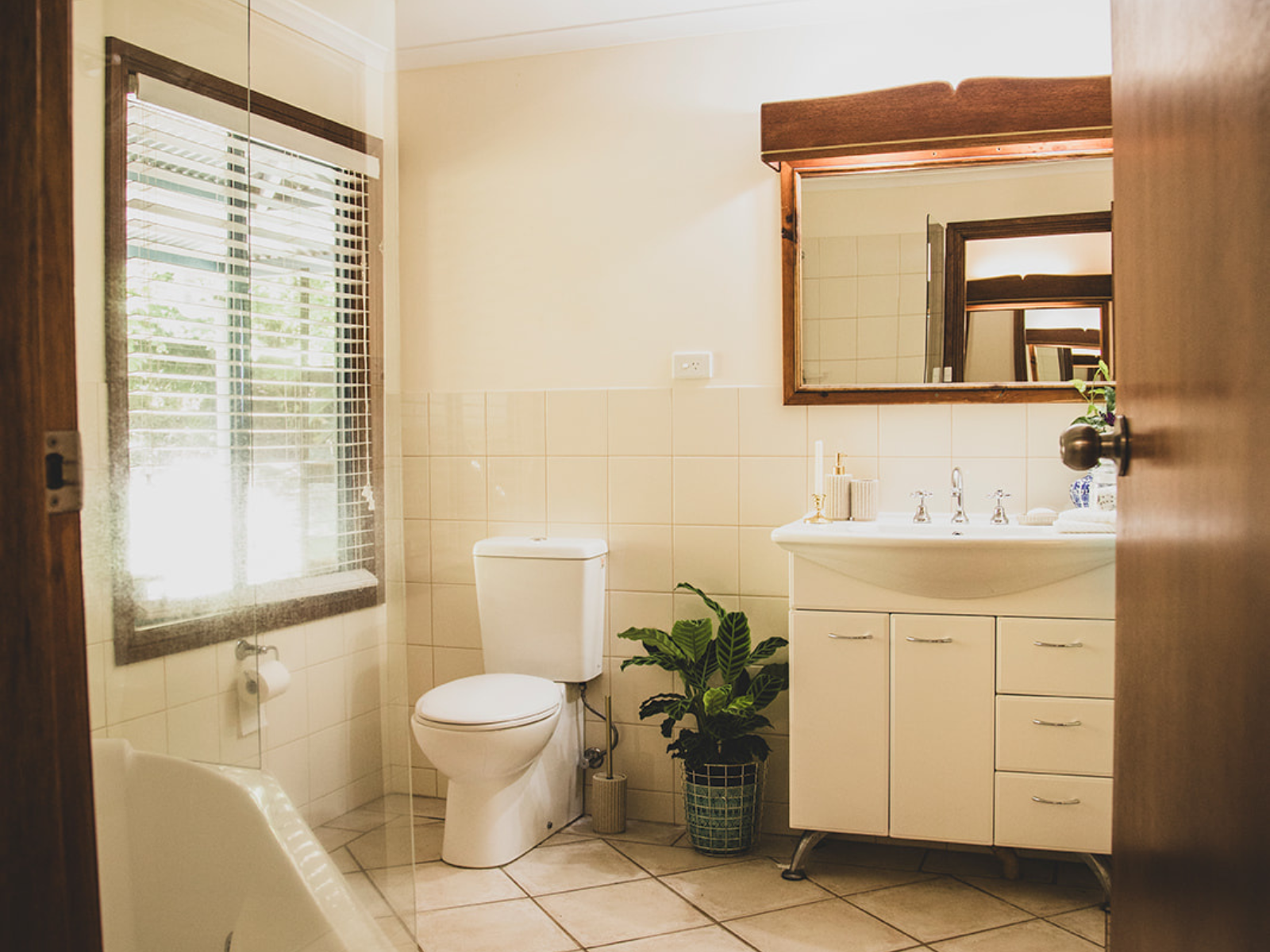 Property for Rent: Tumbarumba, NSW 2653