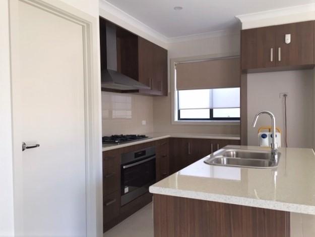Private Rental in Point Cook, Vic 3030