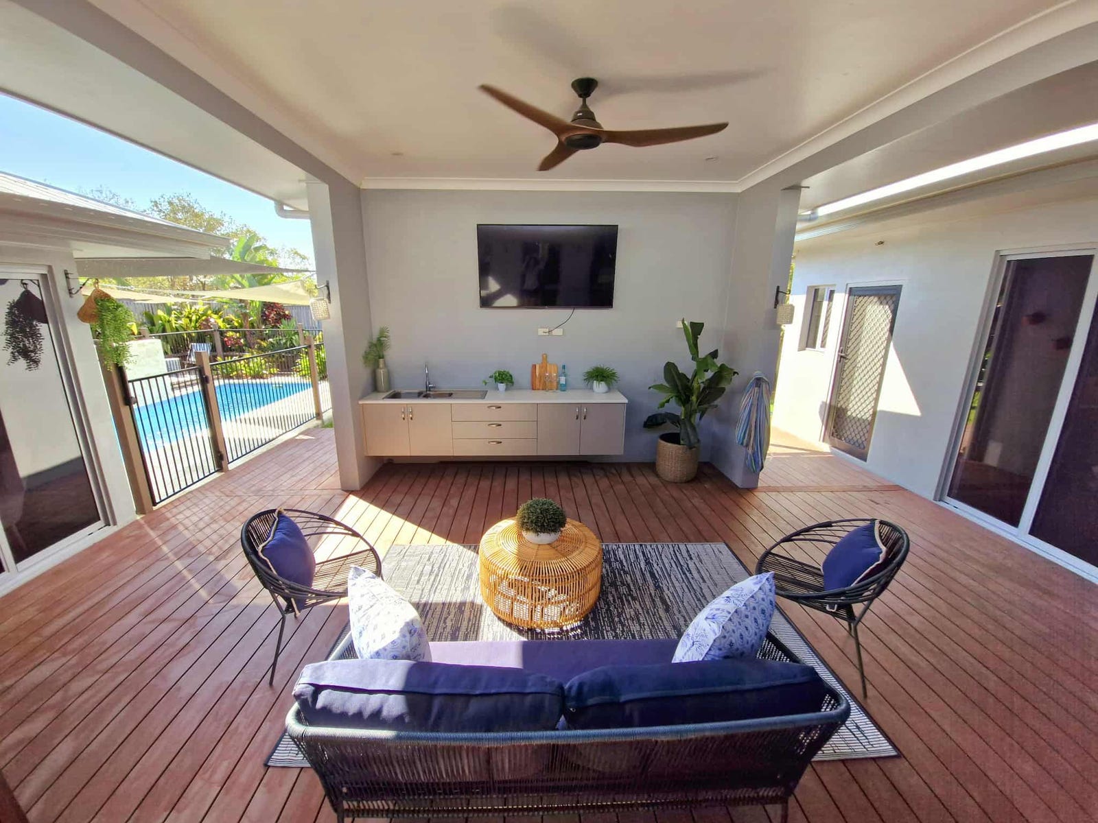 Land for sale - Bushland Beach, Qld 4818